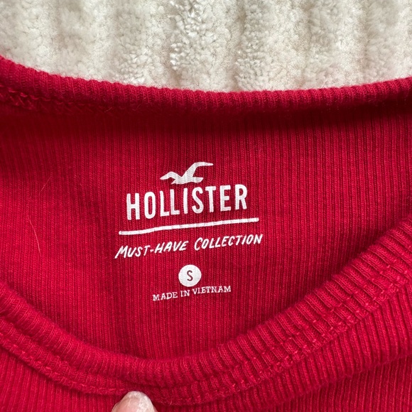Hollister Red Dragon Embroidered Top - Picture 2 of 2